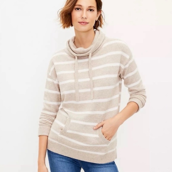 LOFT Sweaters - NWOT LOFT Striped Drawstring Funnel Neck Sweater Hoodie Tan/White White Sz XS